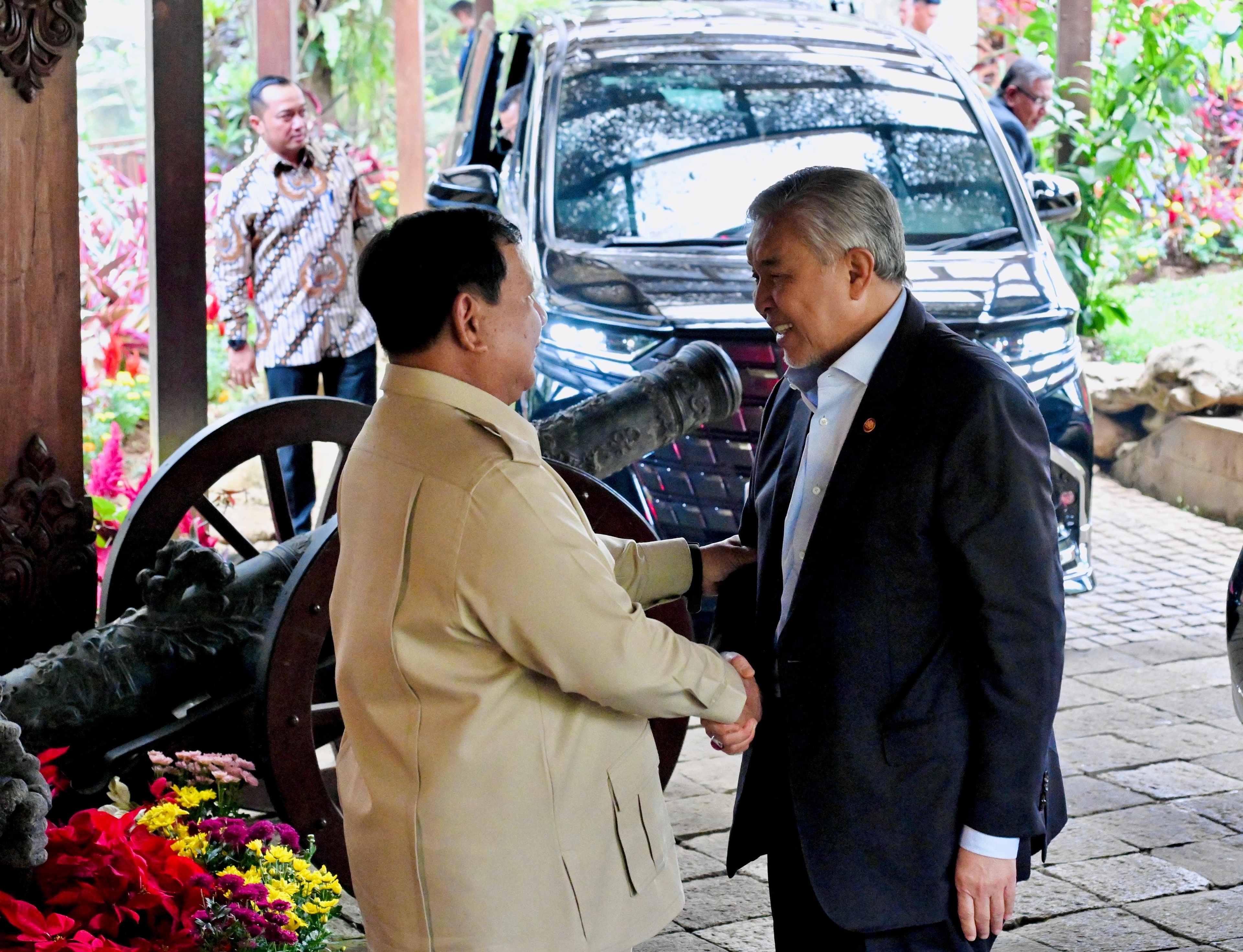 Malaysia Akan Kirim Bantuan Tangani Karhutla, Prabowo: Saya Terima dengan Gembira