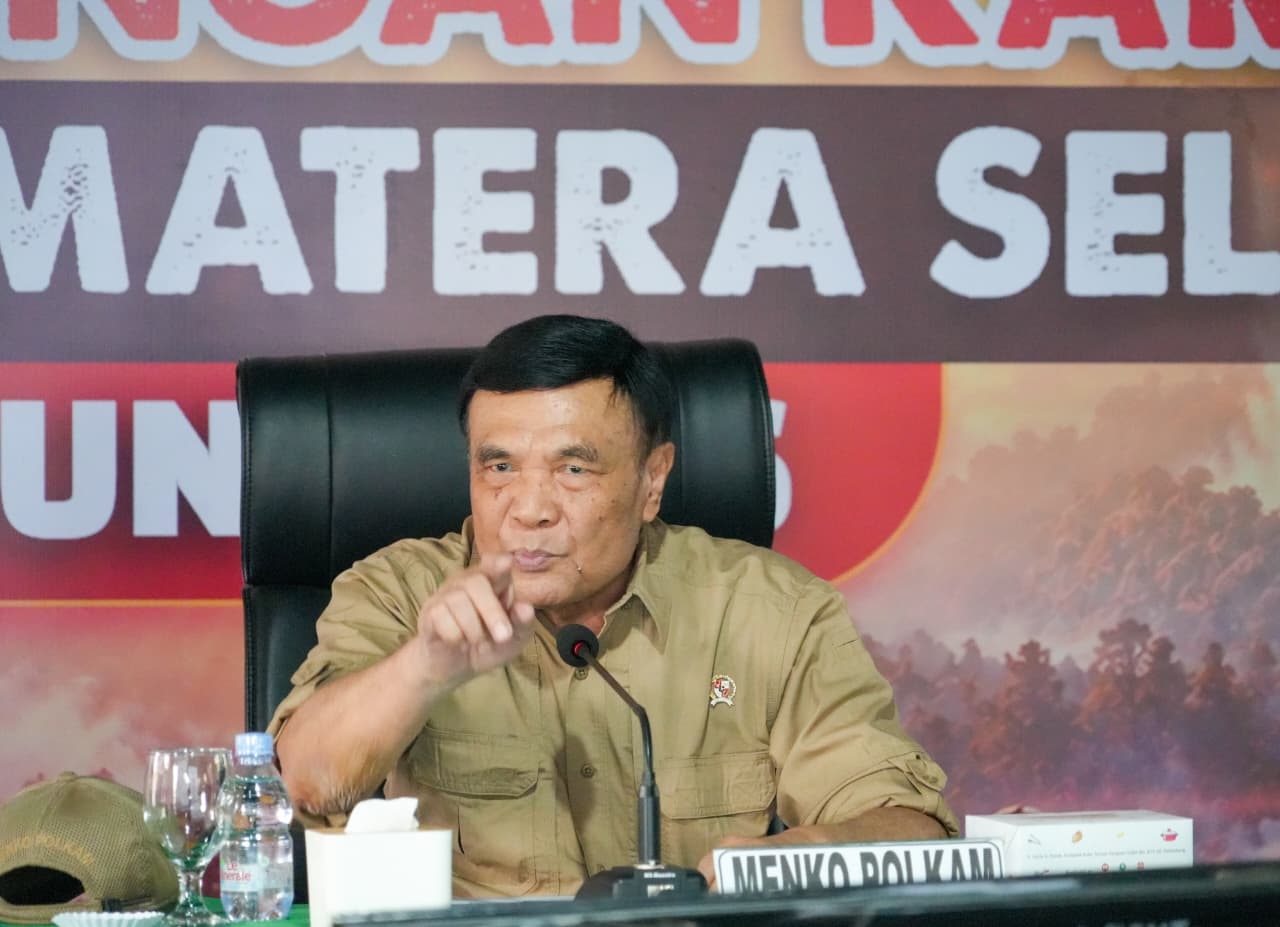 Menko Polkam Minta Polisi Segera Proses Tersangka Karhutla