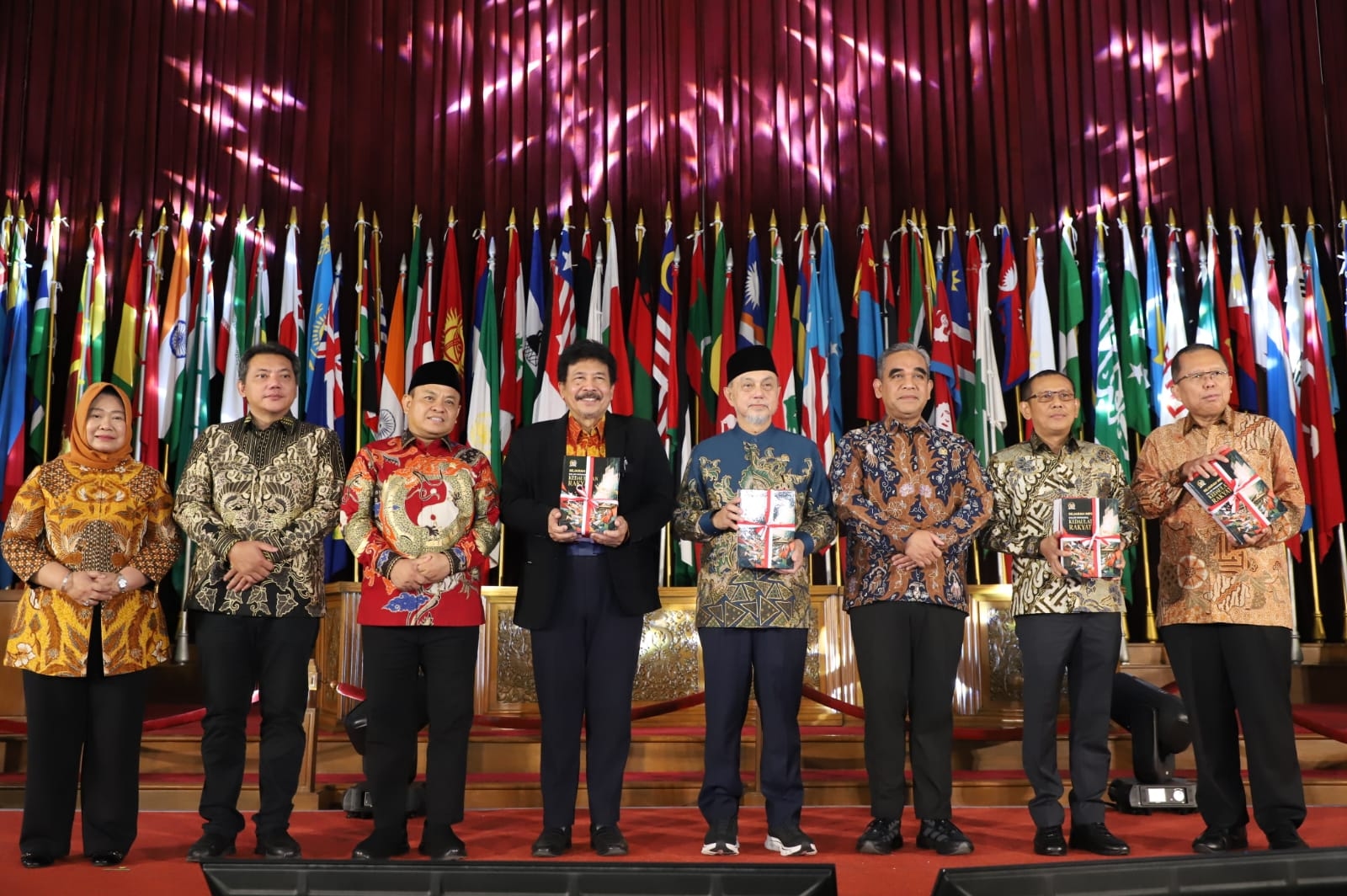 MPR Terbitkan Buku Risalah Amandemen UUD 1945, Gambarkan Pergulatan Pemikiran hingga Cita-cita Perubahan Konstitusi