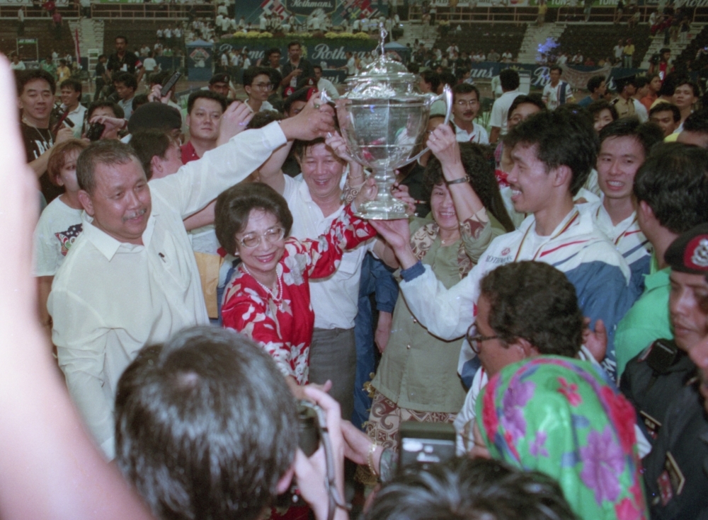 In Memoriam: Tun Siti Hasmah, Ibu Skuad Bulutangkis Malaysia Juara Piala Thomas 1992