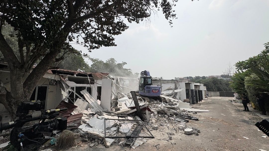 Bangunan Mewah di Lapas Cibinong Dibongkar