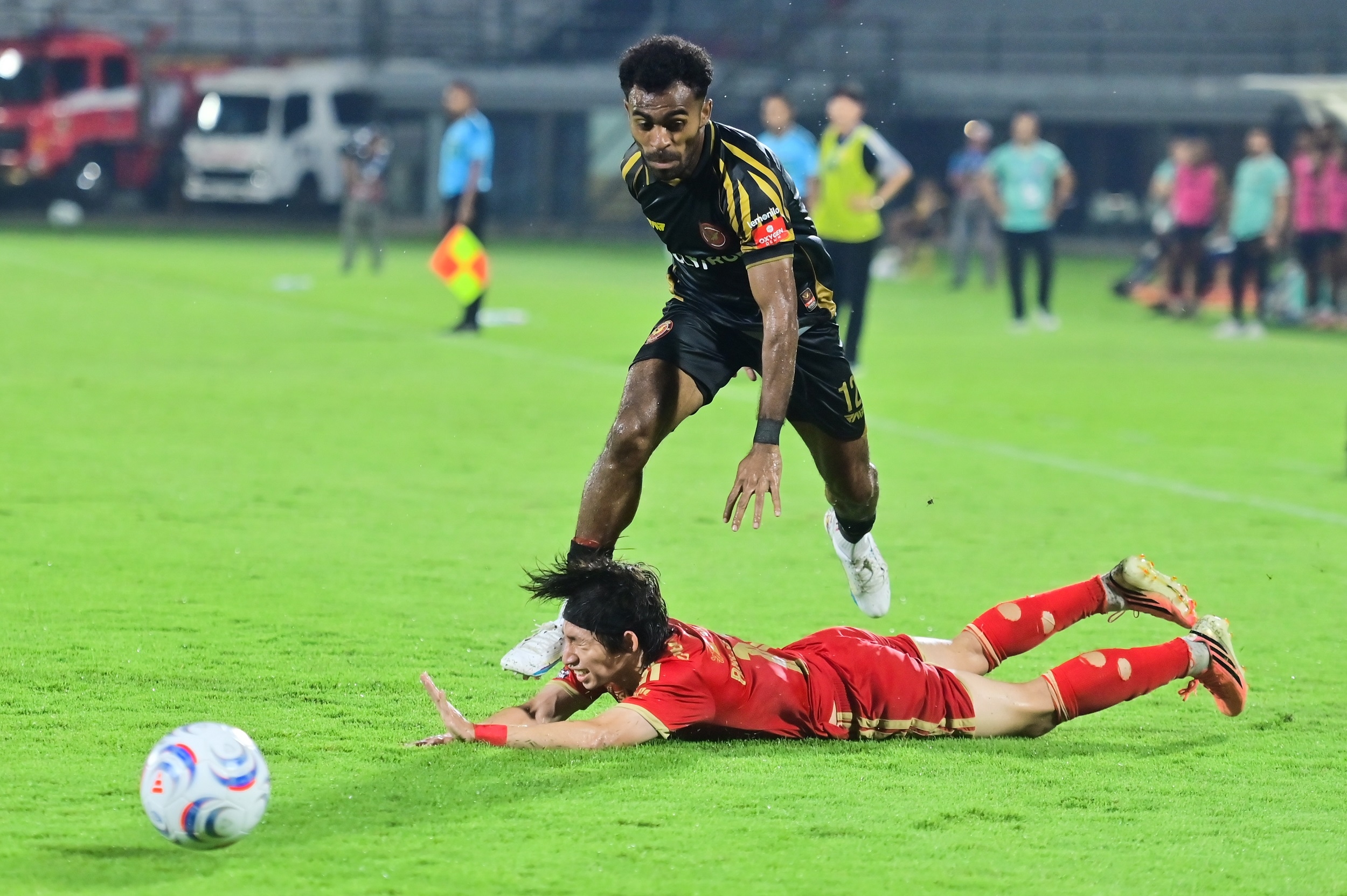 Imbas Insiden Persija vs Java United, Komdis PSSI Skors Sayuri Bersaudara 4 Pertandingan