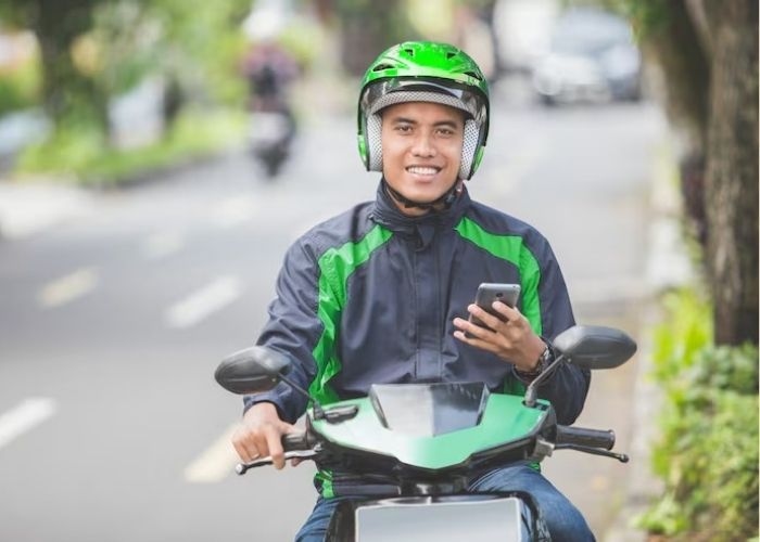 Aturan Tarif Ojol Terbaru 2026: Potongan Aplikator Maksimal 8 Persen!