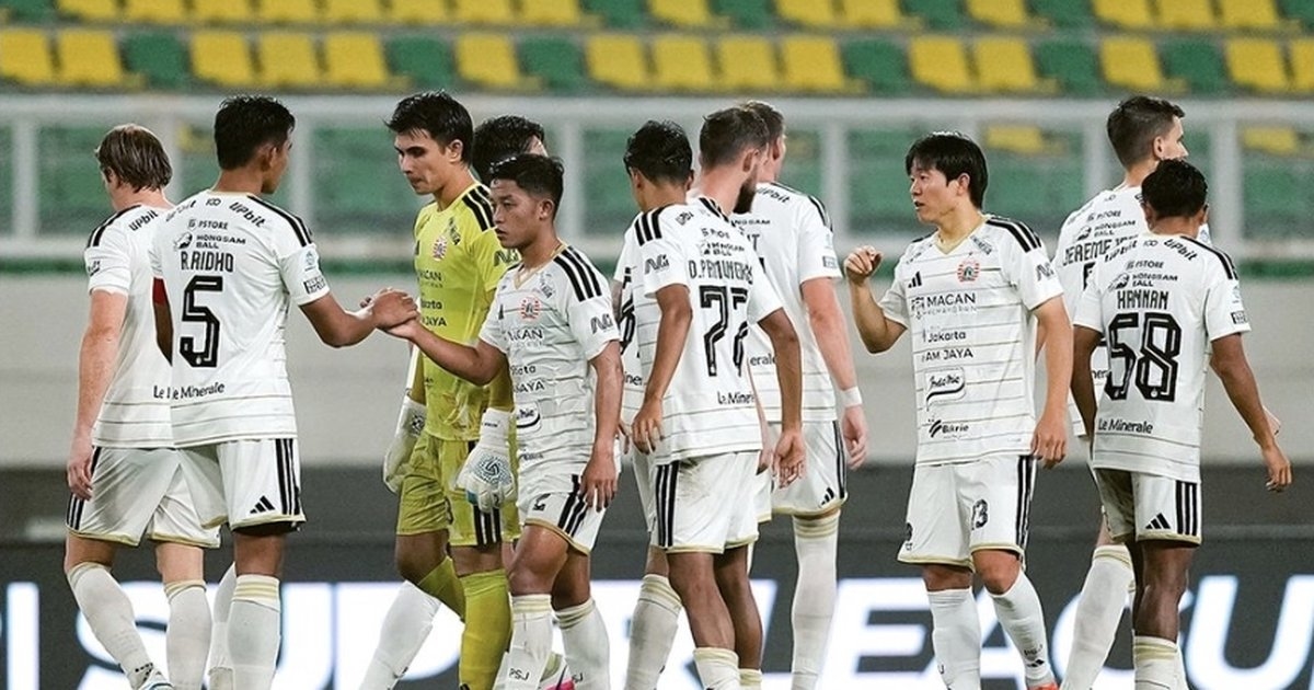 Dony Tri Kartu Merah, Persija Tumbang di Markas Dewa United