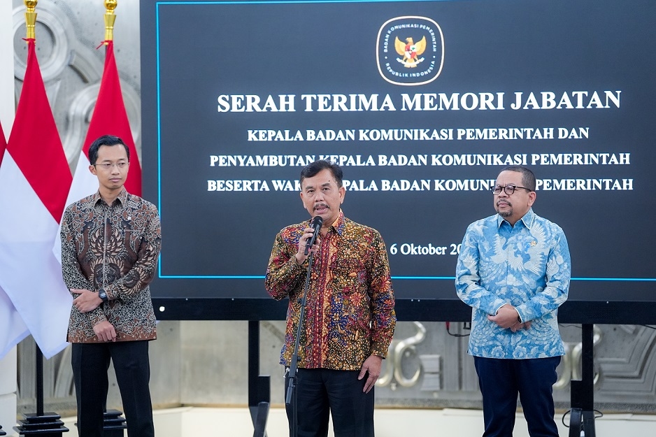 Estafet Kepemimpinan, Syahganda Nainggolan Siap Jadikan Bakom Jembatan Suara Rakyat dengan Presiden