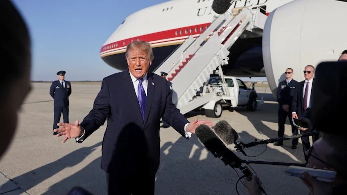 Trump Sebut AS Tak Terburu-buru Akhiri Perang, Tetapi Buka Opsi Serangan Baru ke Iran