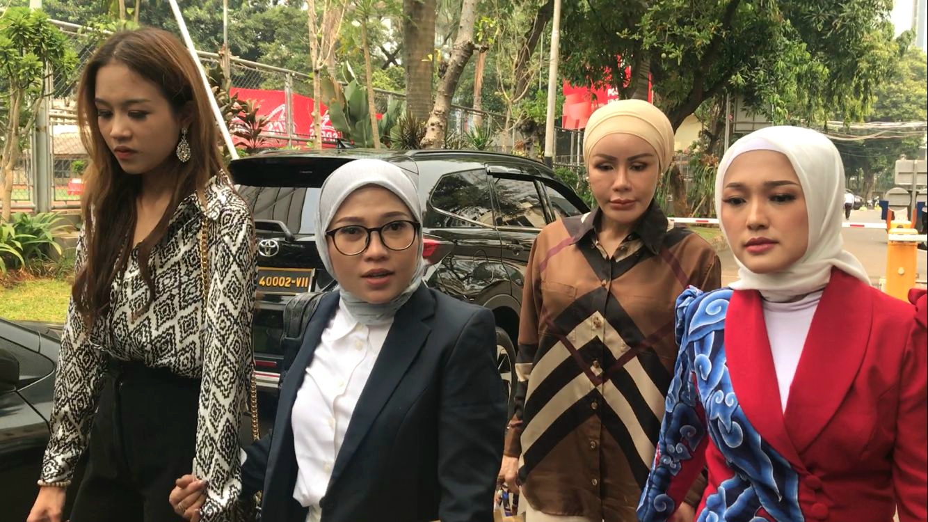 Diperiksa Jadi Tersangka, COO Miss Universe Indonesia Beri Pembelaaan