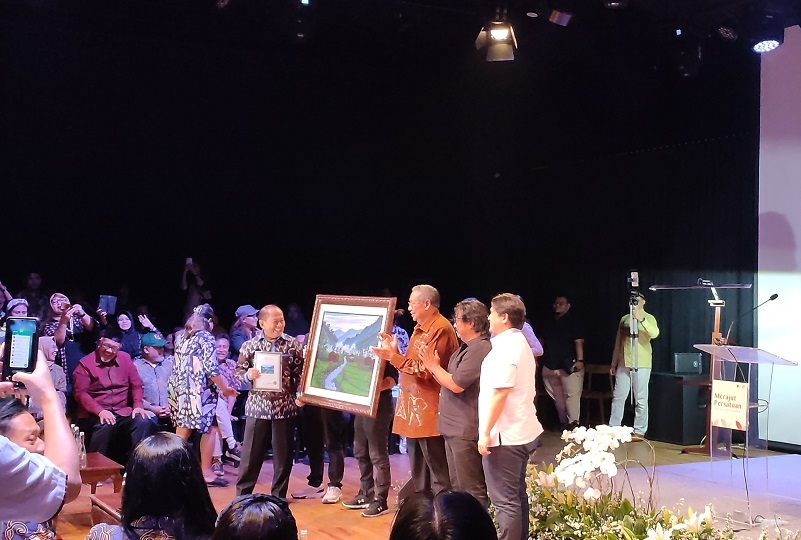 Lukisan SBY Dibeli Syarief Hasan Rp510 Juta
