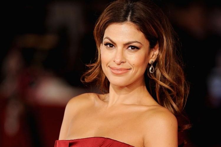 Terintimidasi Saat Lakukan Adegan Mesra Dengan Johnny Depp, Ini Kata Eva Mendes
