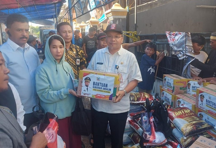 Gubernur Sulsel Instruksikan Pemenuhan Bantuan Logistik Korban Kebakaran di Andi Djemma Disegerakan