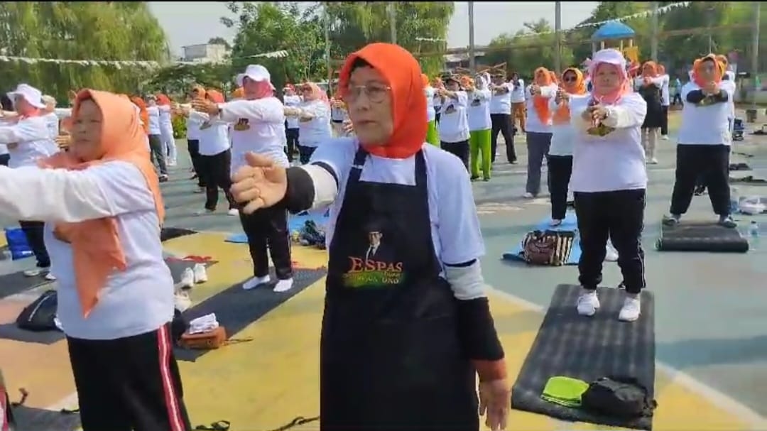 Bagaimana Cara Melakukan Langkah Keseimbangan dalam Senam Irama?