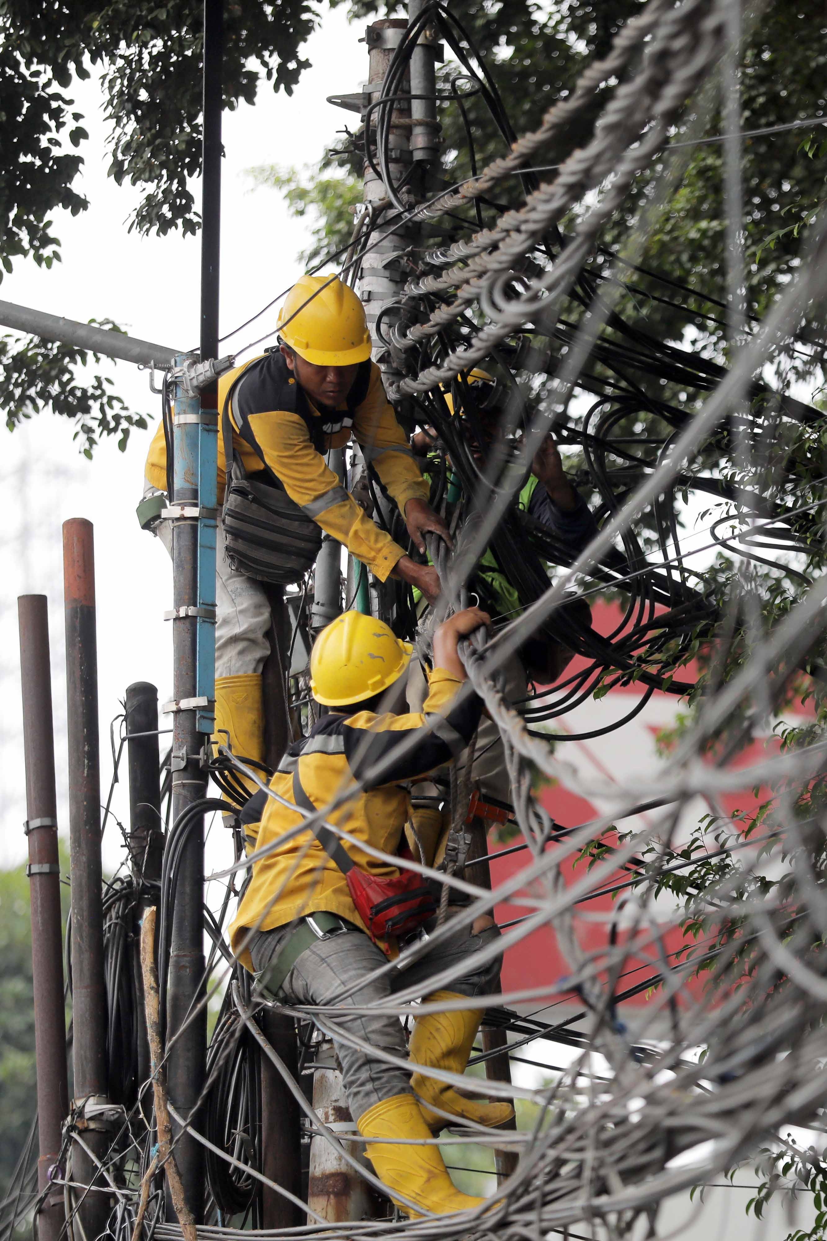 PLN Pastikan 100% Jaringan Listrik Kembali Normal Pascabanjir Jabodebek