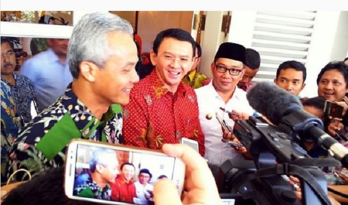 Duet Ganjar-Ridwan Kamil Rajai Survei SMRC