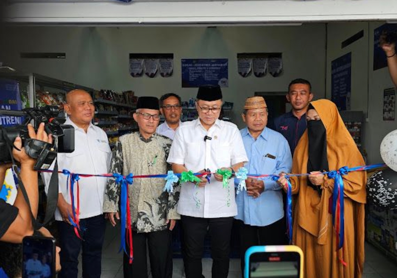 Dorong Peningkatan Ekonomi Umat, Mendag Zulhas Resmikan 7 Toko NU-Mandiri Di Yogyakarta