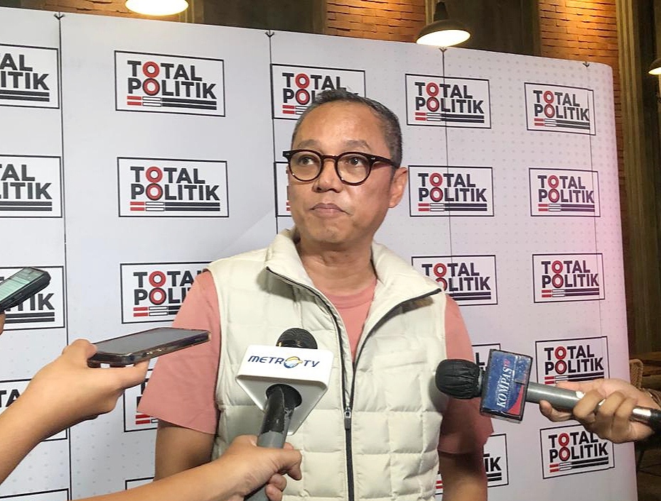 Sindir Jokowi, Deddy Sitorus: Tidak Peduli Apapun yang Penting Tetap Berkuasa