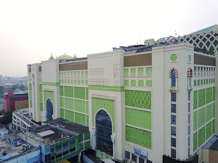 Terancam tutup, Omzet Pedagang Tekstil Pasar Tanah Abang Turun 75 Persen