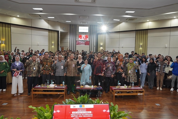 Di Hadapan Mahasiswa UGM, OJK Tekankan Pentingnya Penguatan Tata Kelola Perusahaan