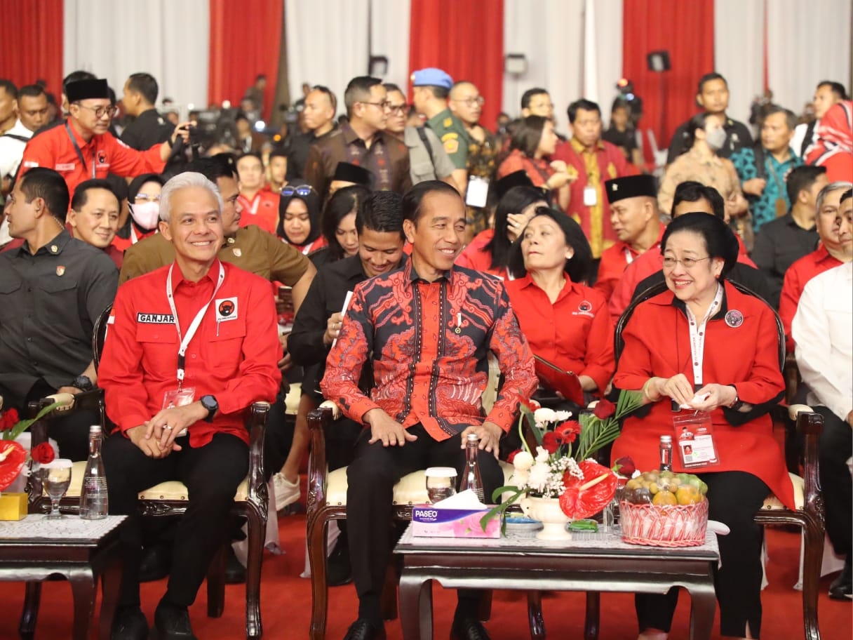 Duet Ganjar Pranowo-Ridwan Kamil Jadi Favorit Nahdliyin di Jatim, Survei SMRC: Capai 46,3%