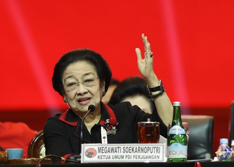 Cari Cawapres Ganjar, Megawati Konsul Dengan Kiai