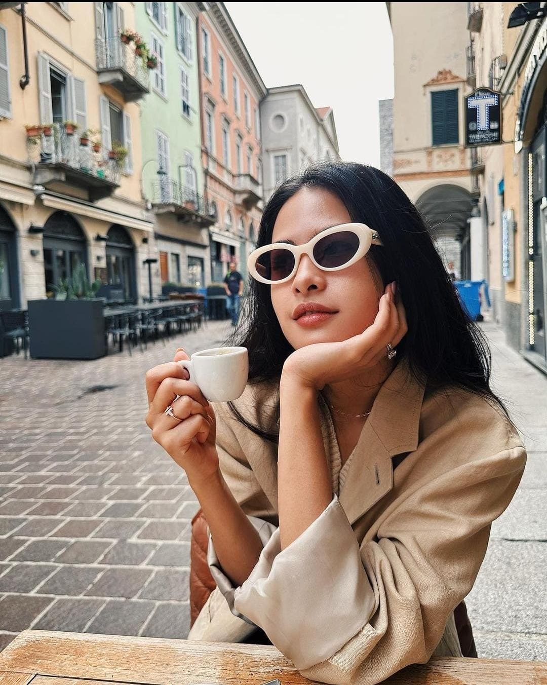 Diam-diam Maudy Ayunda Isi Soundtrack untuk Film Korea, You Are The Apple of My Eye