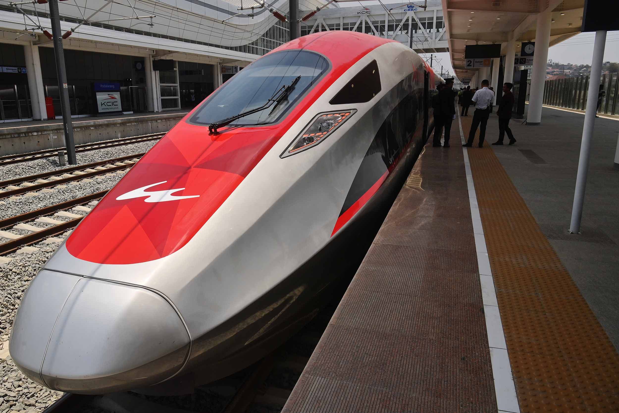 Cara Naik Kereta Cepat Jakarta-Bandung WHOOSH, Tarif Terbaru Februari 2024 Mulai Rp 150 Ribu Saja