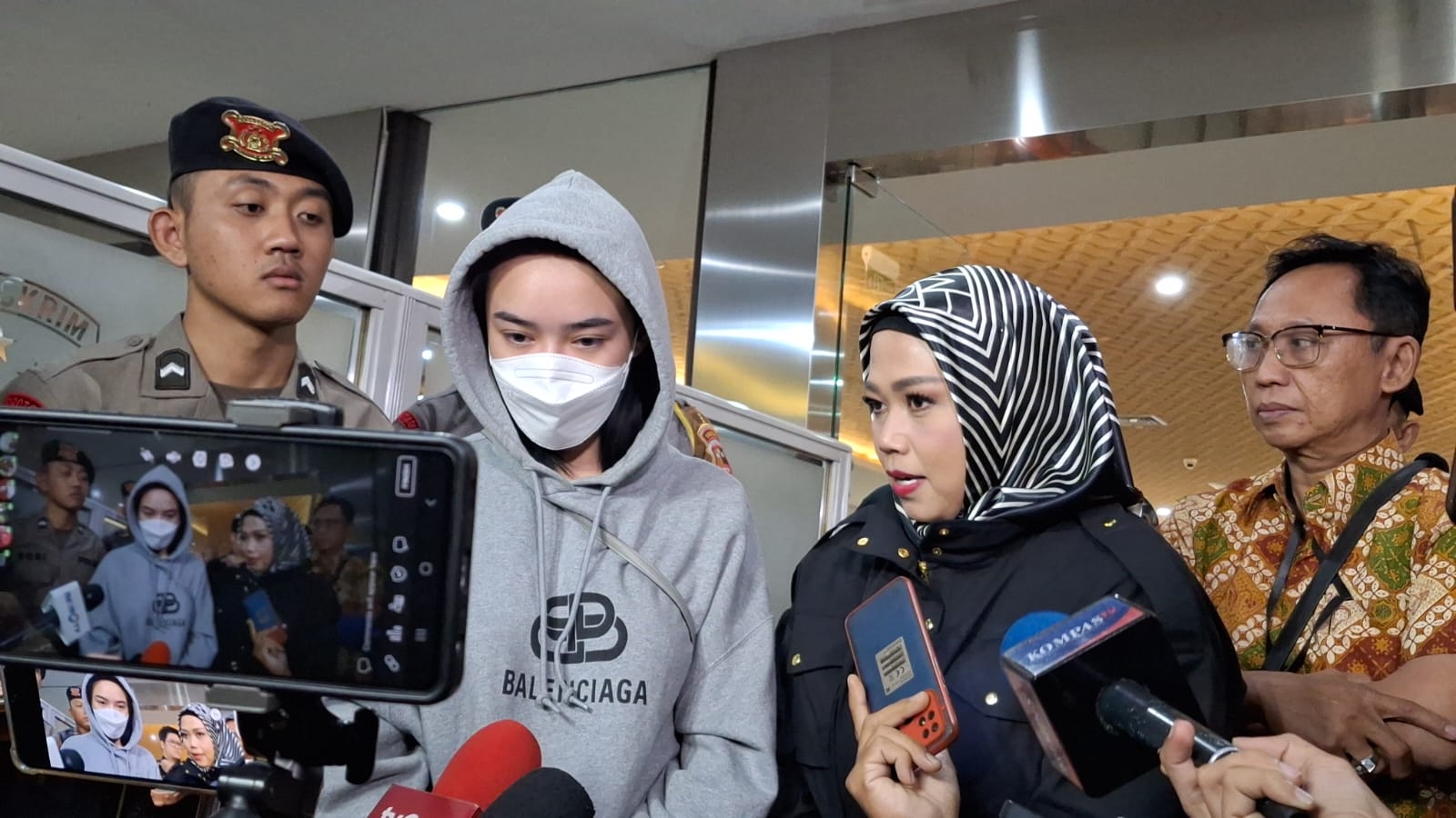 Selesai Diperiksa, Amanda Manopo Mengaku Tak Mengetahui Telah Promosikan Judi Online