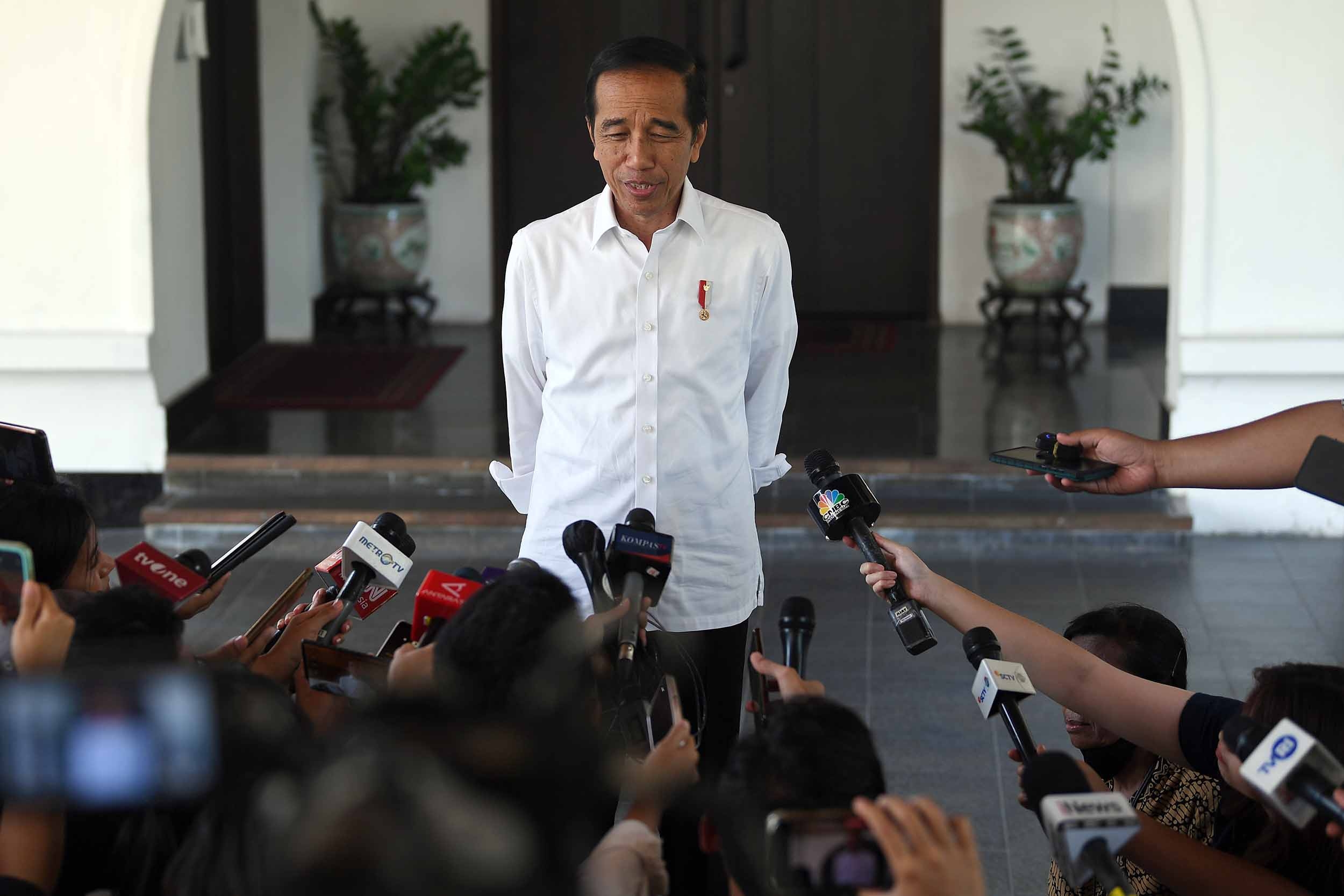 MK Jadi Mahkamah Keluarga, Jokowi: Terserah Masyarakat Saja...