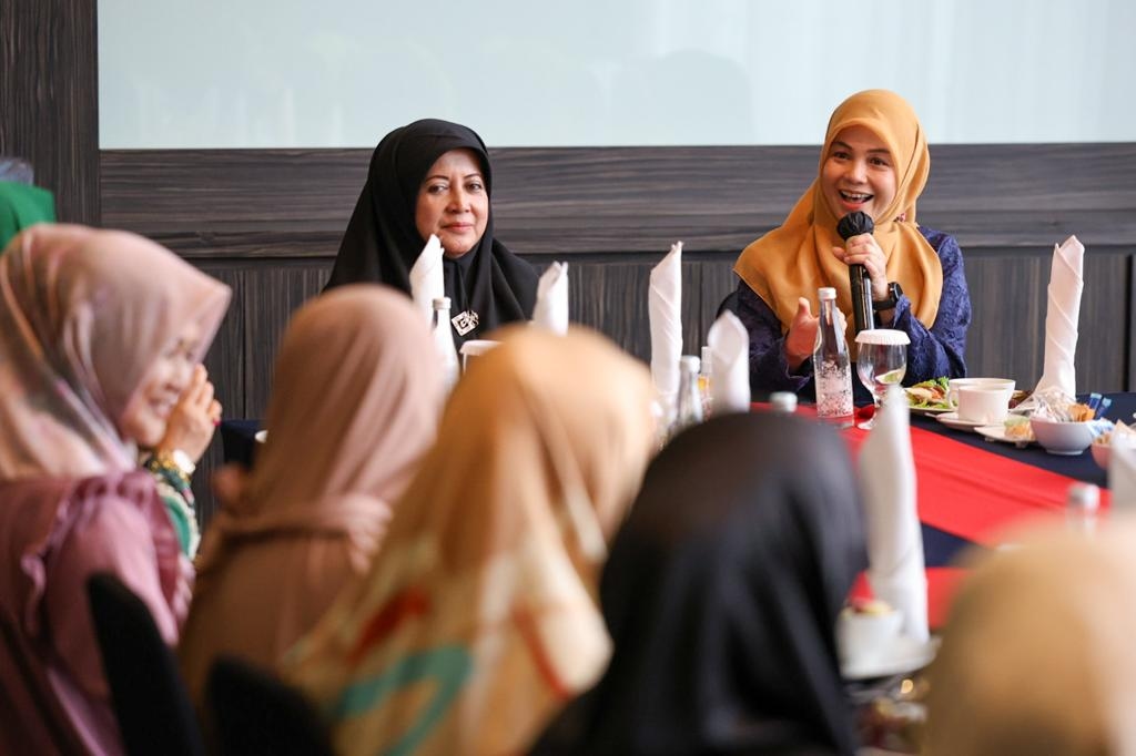 Nyai-Ning Di Jabar Kagumi Pola Asuh Nyai Atikoh Yang Berhasil Didik Anak Pandai Jaga Akhlak