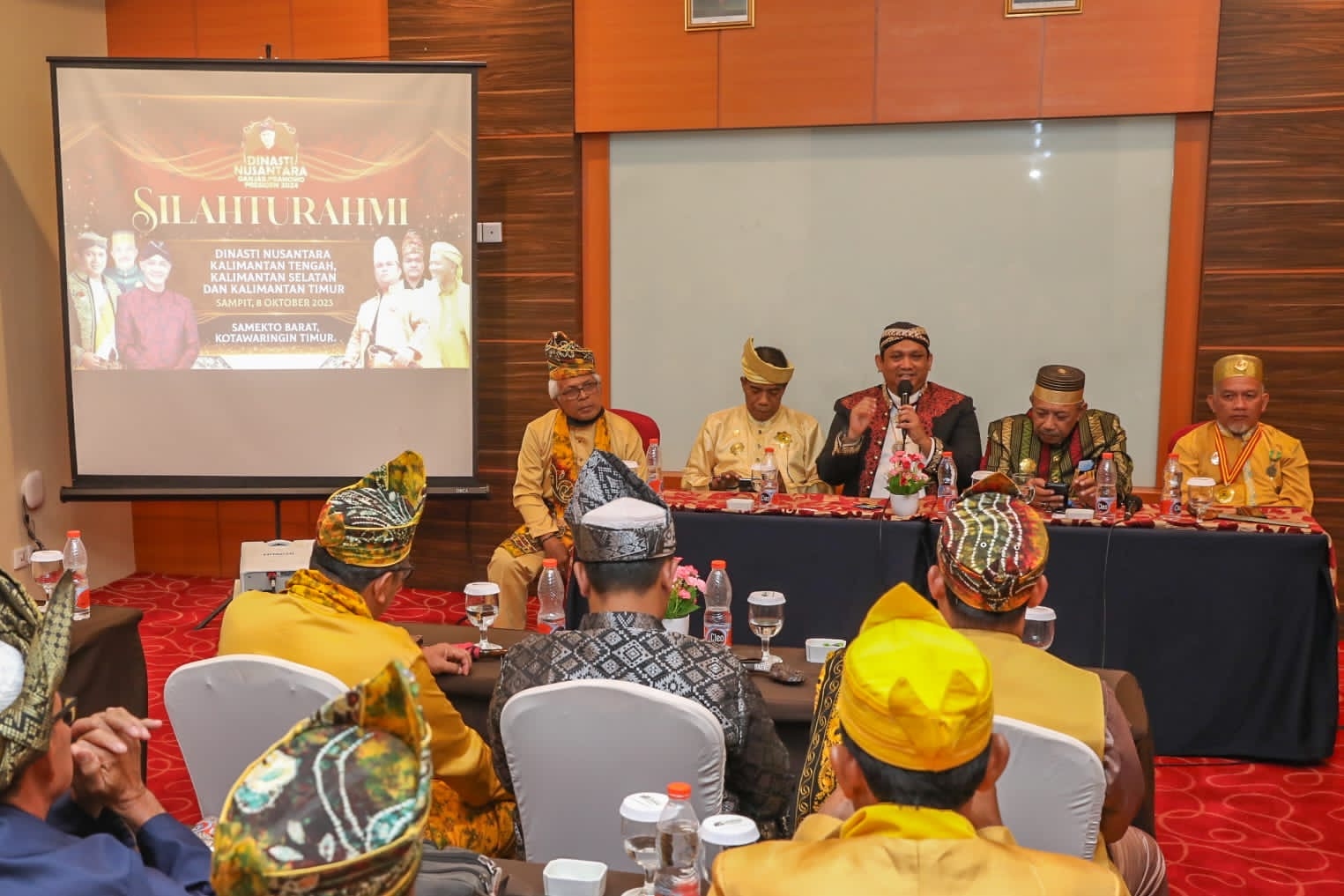 Jelang Pilpres 2024, Raja-Sultan Di Kalimantan Ingatkan Ganjar Jadi Pelayan Rakyat