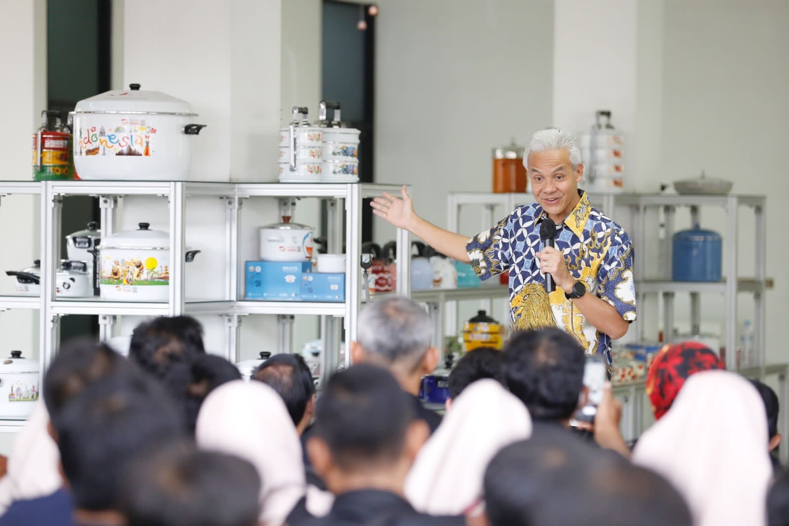 Berkunjung Ke PT Maspion, Ganjar Ajak Semua Pihak Gunakan Produk Dalam Negeri