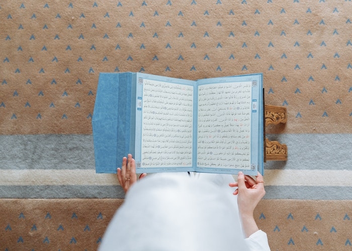 Doa Setelah Membaca Surah Al-Kahfi Di Hari Jumat, Lengkap Dengan Latin Dan Artinya