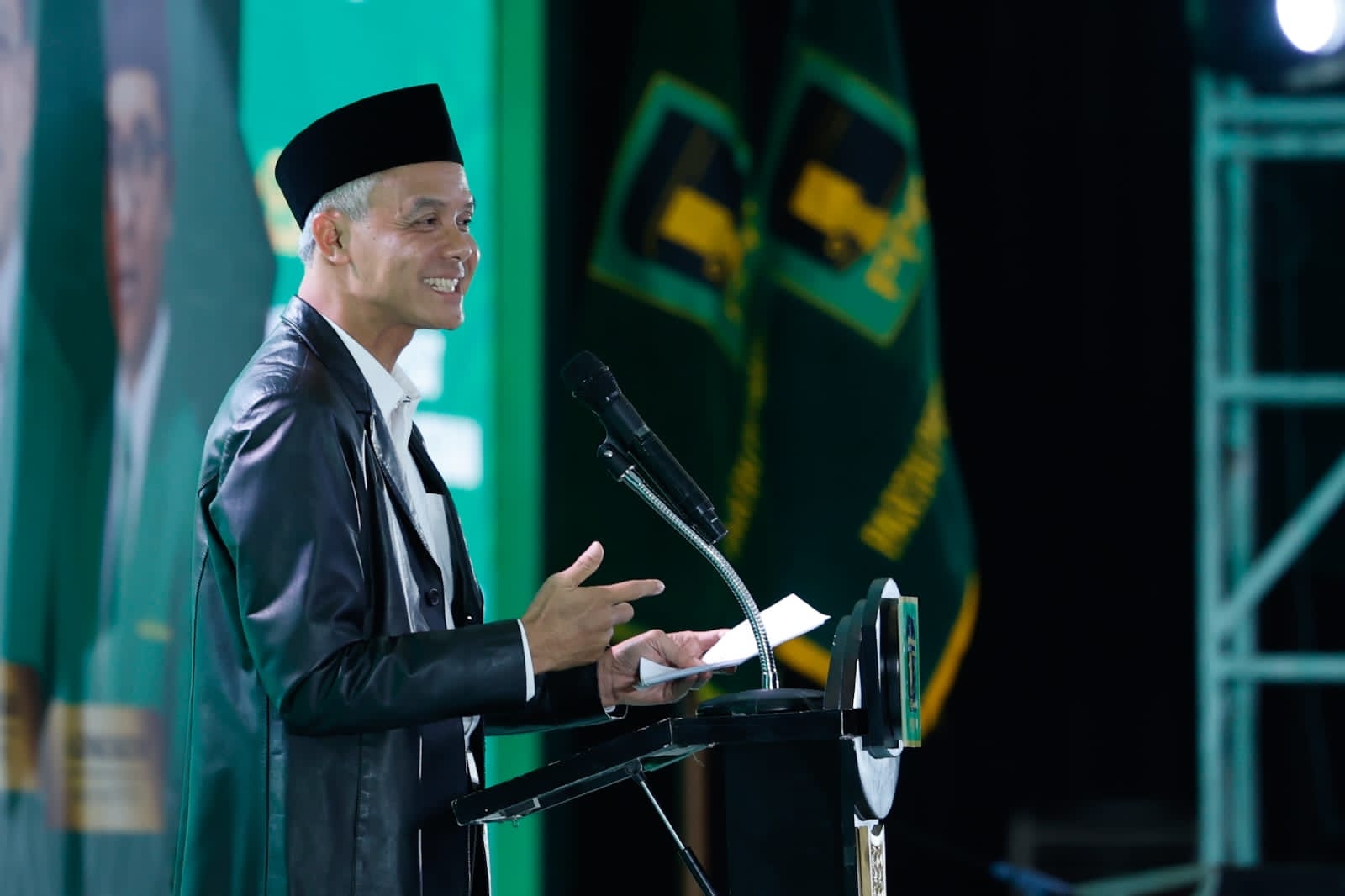 Sukses Di Jateng, Ganjar Pranowo Bawa Ide Menasionalkan Program Pengelolaan Zakat