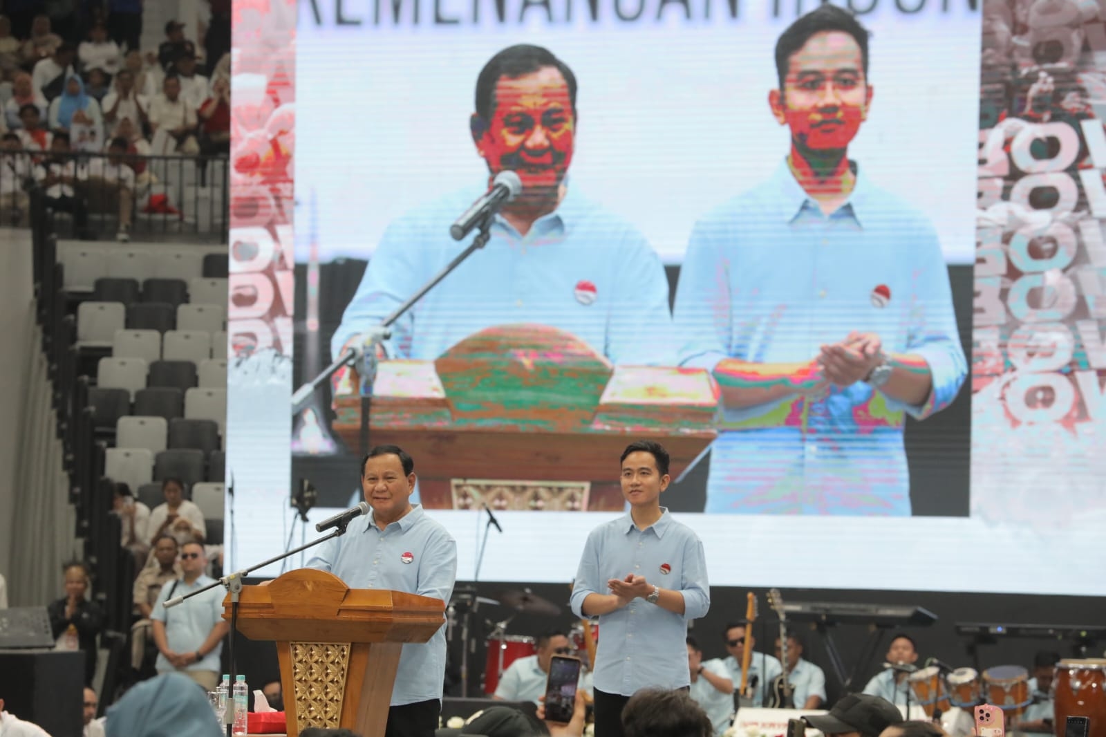 Ribuan Pendukung Terpikat Pidato Gibran, Prabowo: Enggak Salah Kan Pilihanku?
