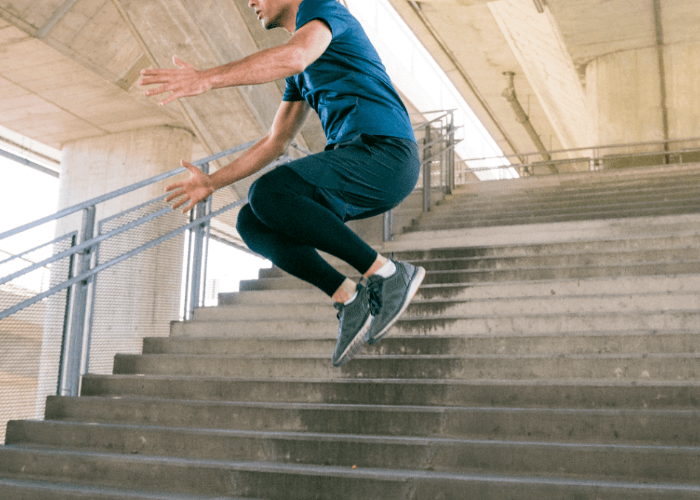 Walaupun Capek, Naik Tangga Bisa Kurangi Risiko Penyakit Jantung Lho