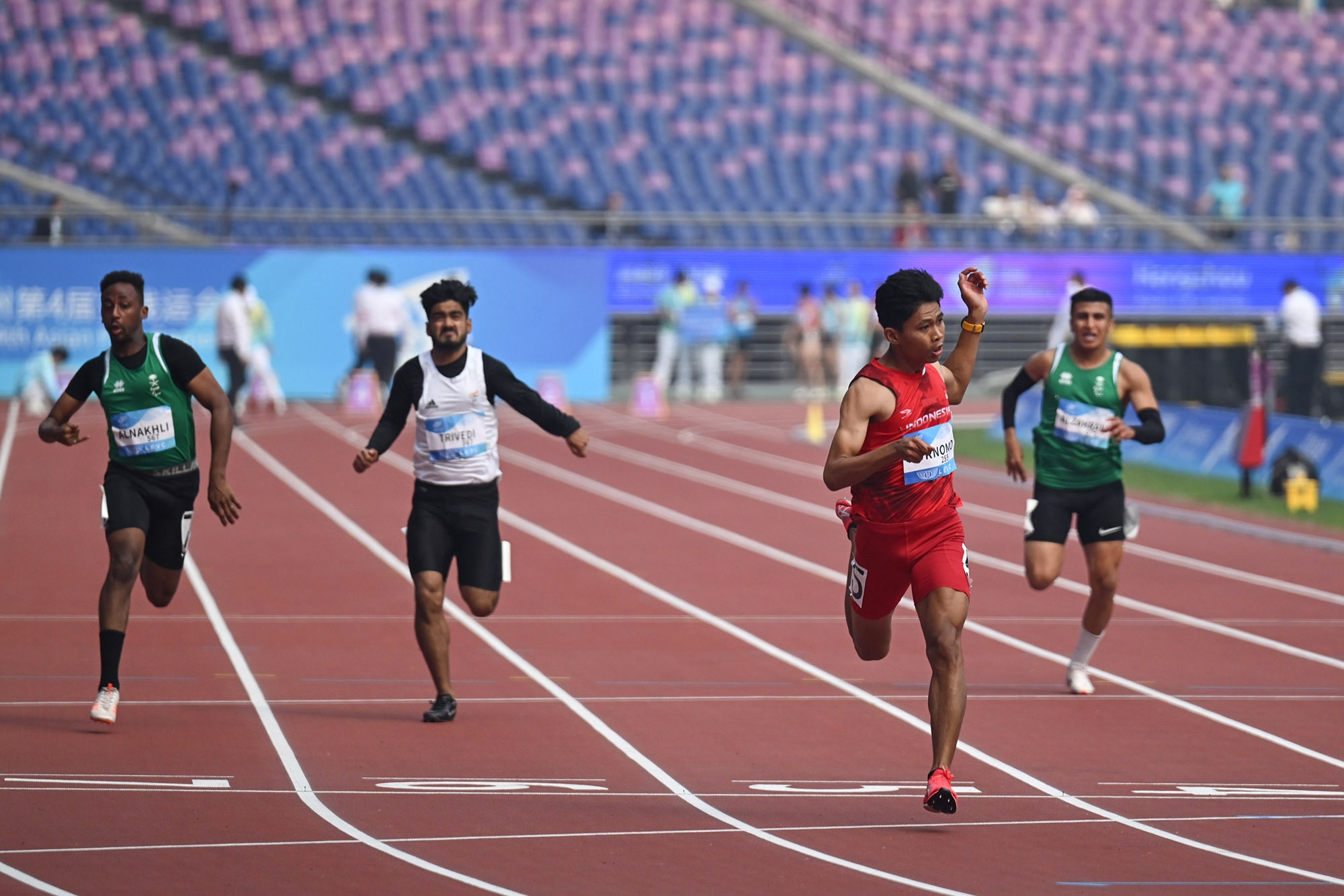Asian Para Games: Saptoyogo Cetak Hattrick, Raih Emas Ketiga dari Paraatletik Nomor 100 Meter