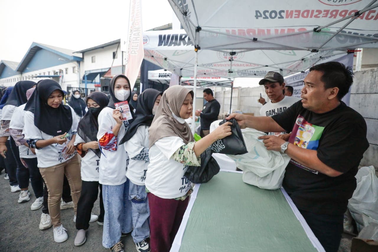 Bazar Murah Ala GBB Diserbu Ribuan Buruh Di Subang, Dorong Kesejahteraan Pekerja