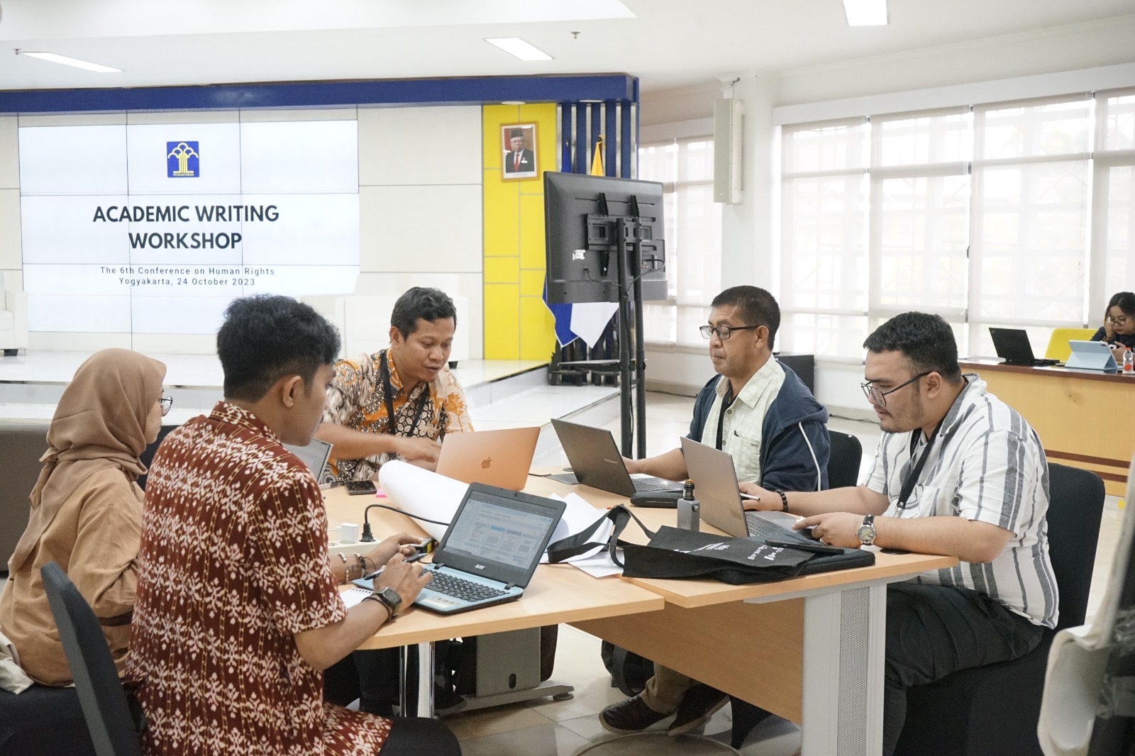 The 6TH Conference On Human Right: BSK Kumham Gelar Workshop, Hadirkan 15 Peserta Pengirim Jurnal HAM