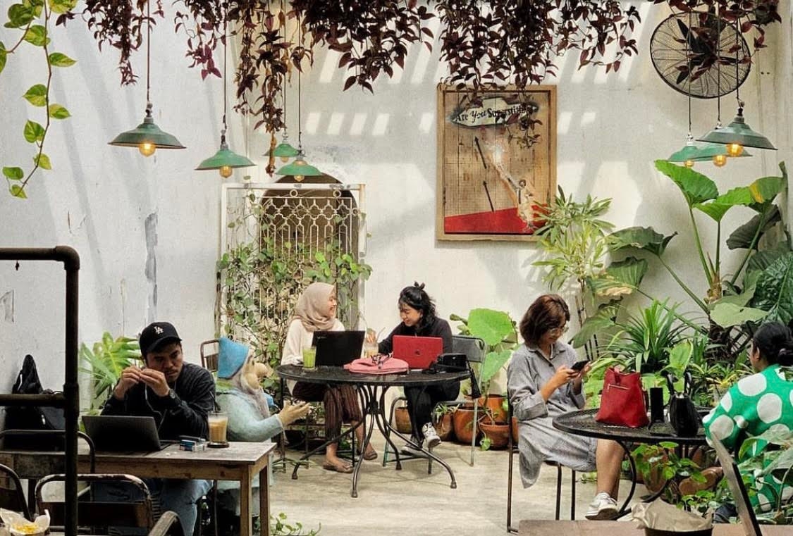 5 Tempat Kuliner Di Cipete Yang Wajib Dijajal, Dari Makanan Tradisional Hingga ‘Kebule-bulean’