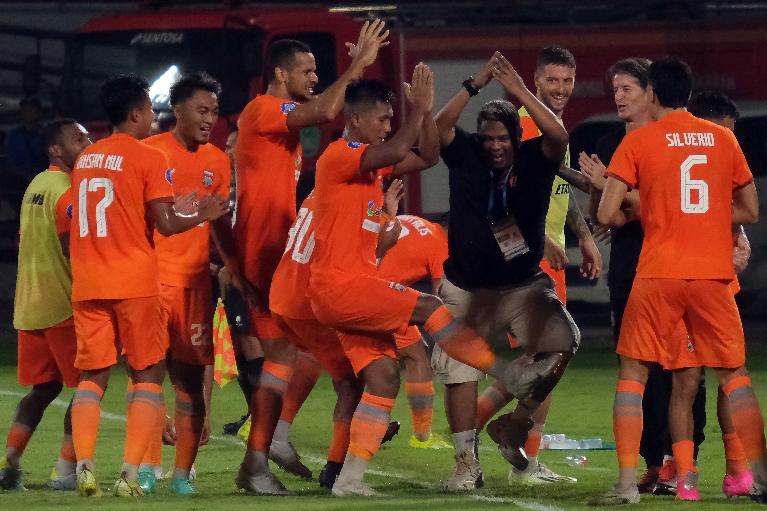 Borneo vs Persik Kediri: Felipe Cadenazzi Hattrick, Pesut Etam Mantap Di Puncak Jauhi Persib