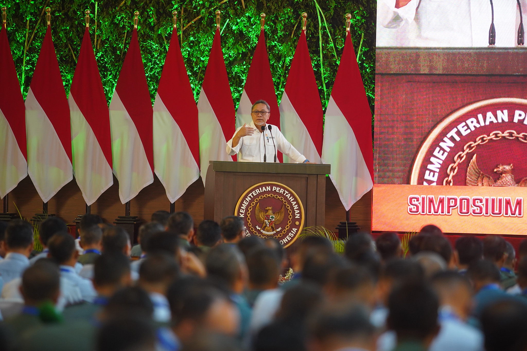 Hadiri Simposium Kemenhan, Mendag Zulhas: Hadapi Perubahan Perdagangan Global, Gali Pasar Ekspor Potensial