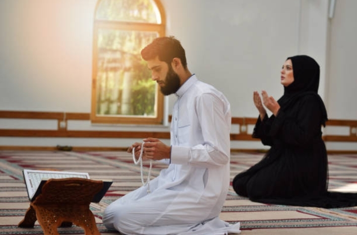 Doa Qunut Nazilah Untuk Palestina; Arab, Latin Dan Terjemahannya Lengkap Yang Mudah Dihafal