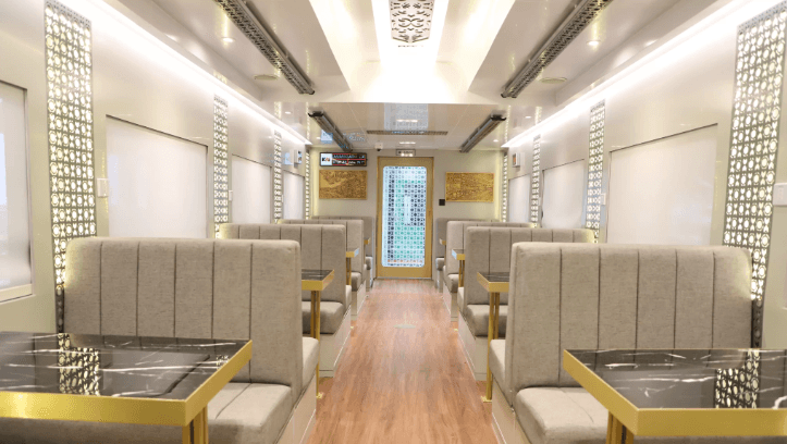 Mulai Hari Ini, KAI Hadirkan Kereta Makan Bernuansa Suite Class