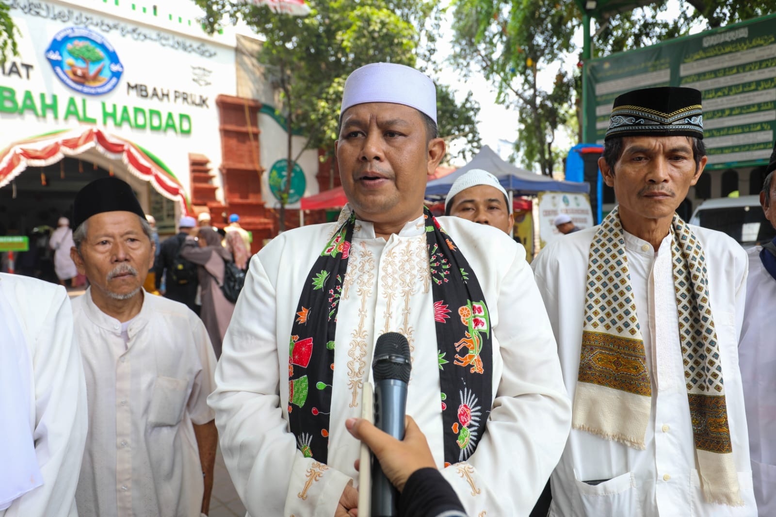 Kiai Betawi Keren Ajak Ribuan Masyarakat Berziarah Ke Makam Keramat Priok Dan Makam Empang Bogor