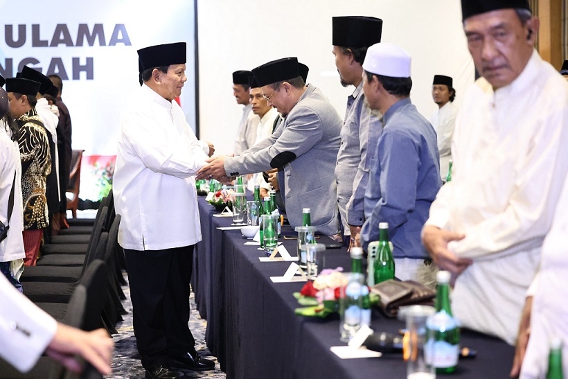 Terima Dukungan Ulama Se-Jateng, Prabowo: Kita Percaya Kekuatan Doa