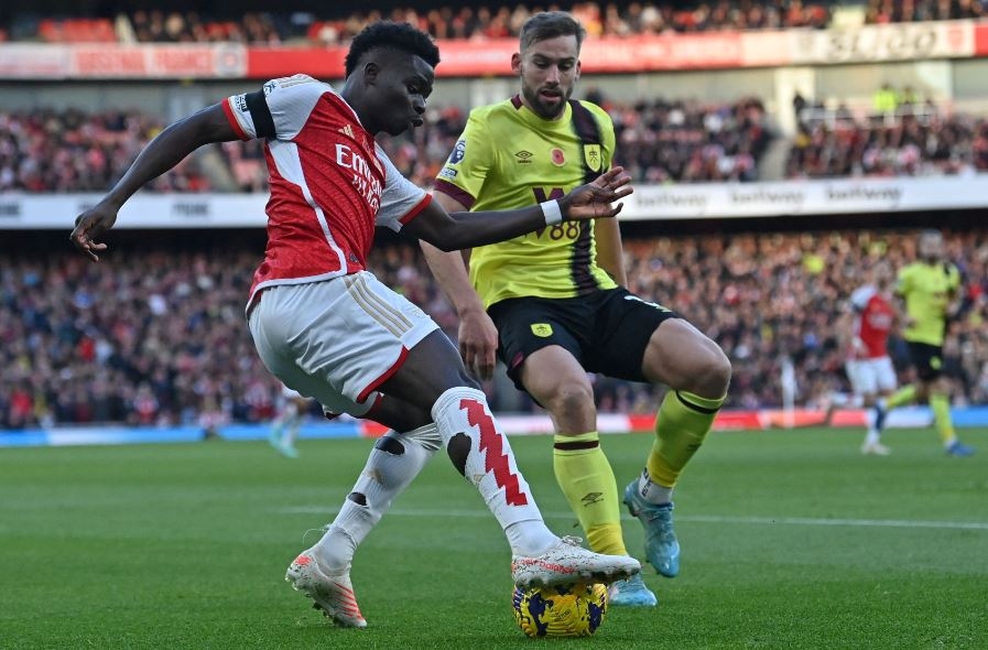 Hasil Dan Klasemen Liga Inggris: Arsenal Geser Tottenham Di Posisi Kedua, MU Bertahan Di Peringkat Keenam Setelah Kalahkan Lutown