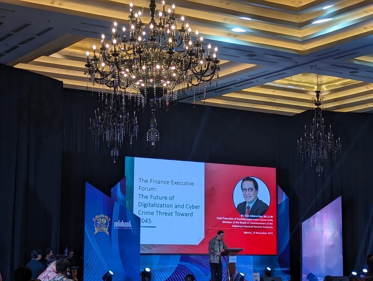 Keamanan IT Mahal, OJK Ingatkan Bank Untuk Sisihkan Dividen