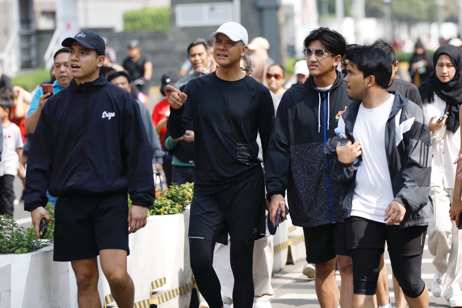 Momen Ganjar Pranowo Lari Pagi Di CFD Ditemani Artis Hingga Influencer Tanah Air