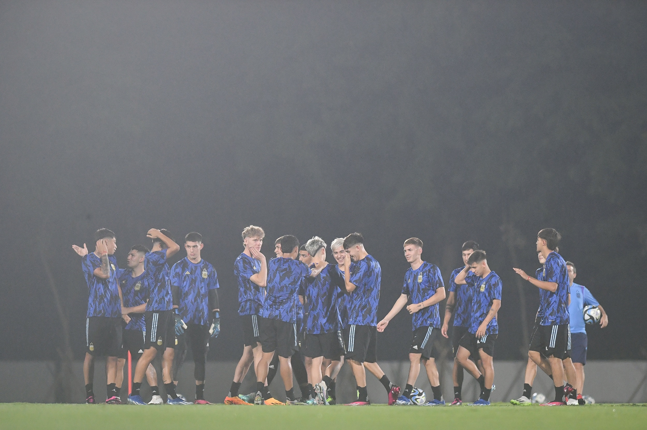 Piala Dunia U-17: Latihan Terakhir di Lapangan Banteng, Pelatih Argentina Sebut Tak Ada Persiapan Khusus Lawan Brasil