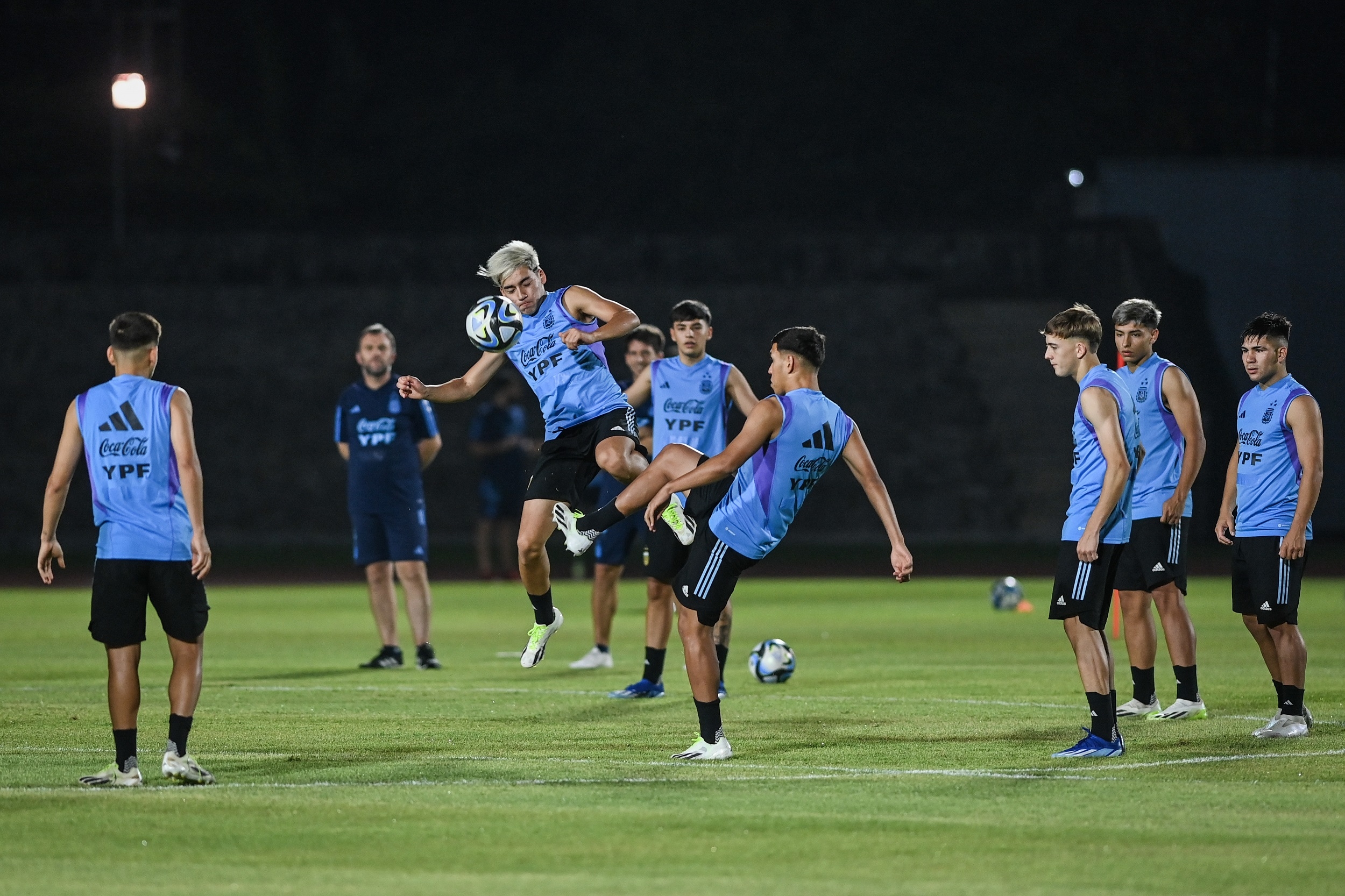 Piala Dunia U-17: Tiket Final Sold Out, Semifinal Dan Perebutan Tempat Ketiga Masih Tersedia