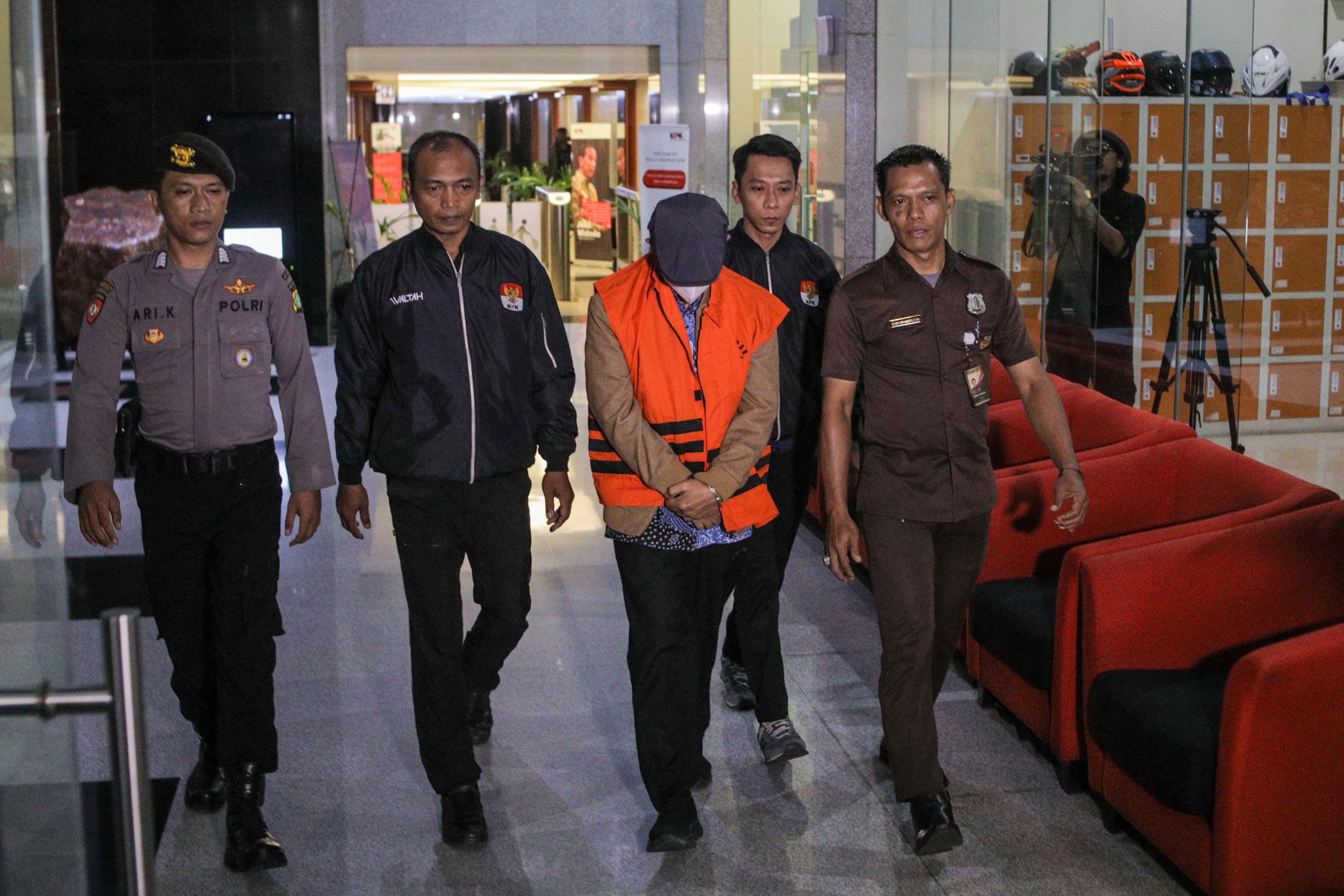 Eksepsi Dikabulkan, Hakim Perintahkan KPK Segera Bebaskan Gazalba Saleh